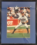 Sports Memorabilia Sports Memorabilia Chipper Jones Signed Photograph (Framed)